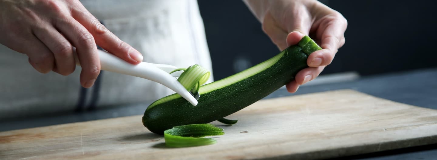 peeling zucchini